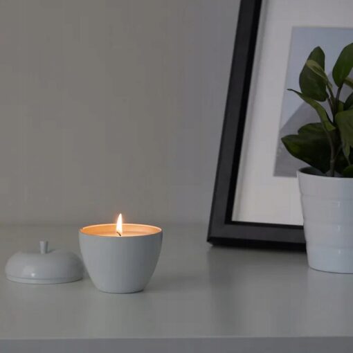 IKEA ANSPRAKSLOS ŚWIECA ZAPACHOWA PACHNĄCA JABŁKO I GRUSZKA 9 CM - obrazek 3