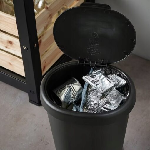 IKEA HOLASS KOSZ Z POKRYWKĄ CZARNY 8 L - obrazek 4