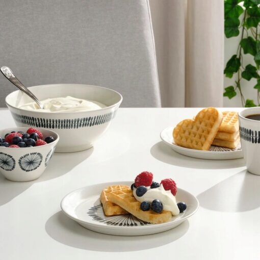 IKEA FRIKOSTIG TALERZYK BIAŁY ZE WZOREM 19 cm - obrazek 2