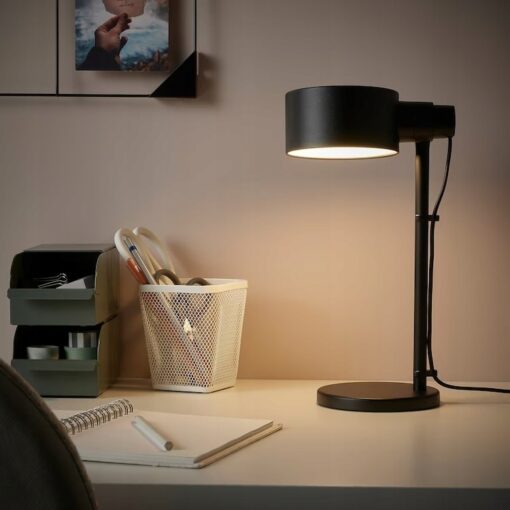IKEA LOVMANAD LAMPA BIURKOWA CZARNA 30 CM - obrazek 2