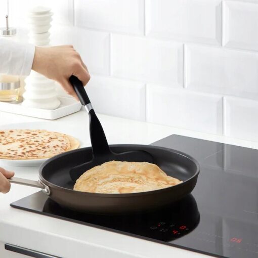 IKEA 365+ HJALTE ŁOPATKA KUCHENNA DO NALEŚNIKÓW SZEROKA 32 CM - obrazek 2
