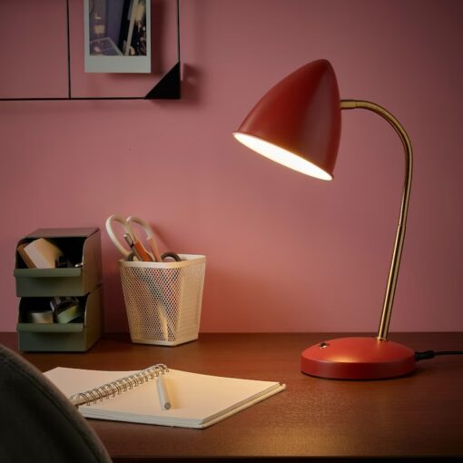 IKEA ISNALEN LAMPA BIURKOWA LED CZERWONA / MOSIĄDZ - obrazek 4