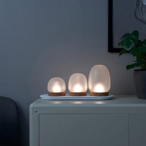 IKEA PRAKTSPIREA ZESTAW OŚWIETLENIA LED - 4 CZĘŚCI Z PŁYTKĄ DO ŁADOWANIA - obrazek 4