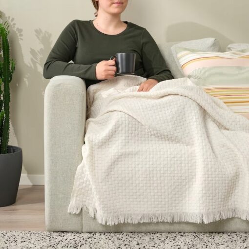 IKEA HORNMAL PLED KOC KREMOWY 130x170 CM - obrazek 4